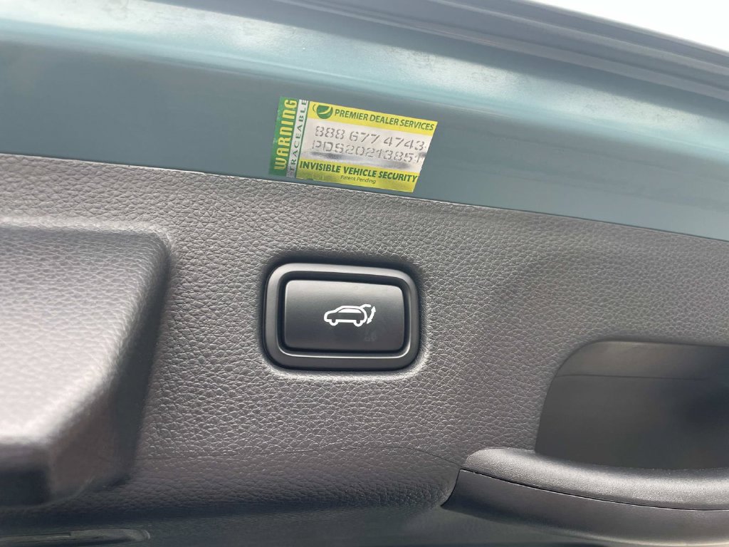 Used 2025 Kia Seltos SX AWD/4WD image 8