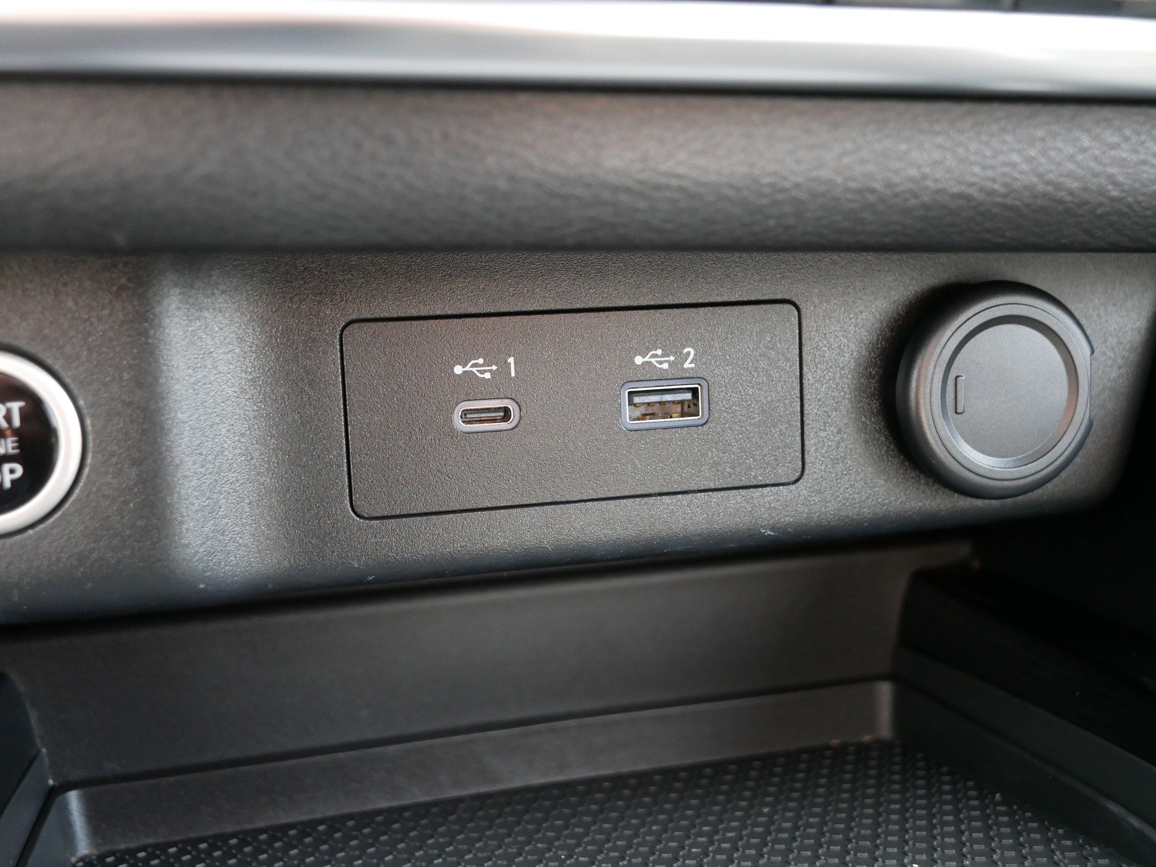 Used 2023 Nissan Rogue SL w/ SL Premium Package image 32