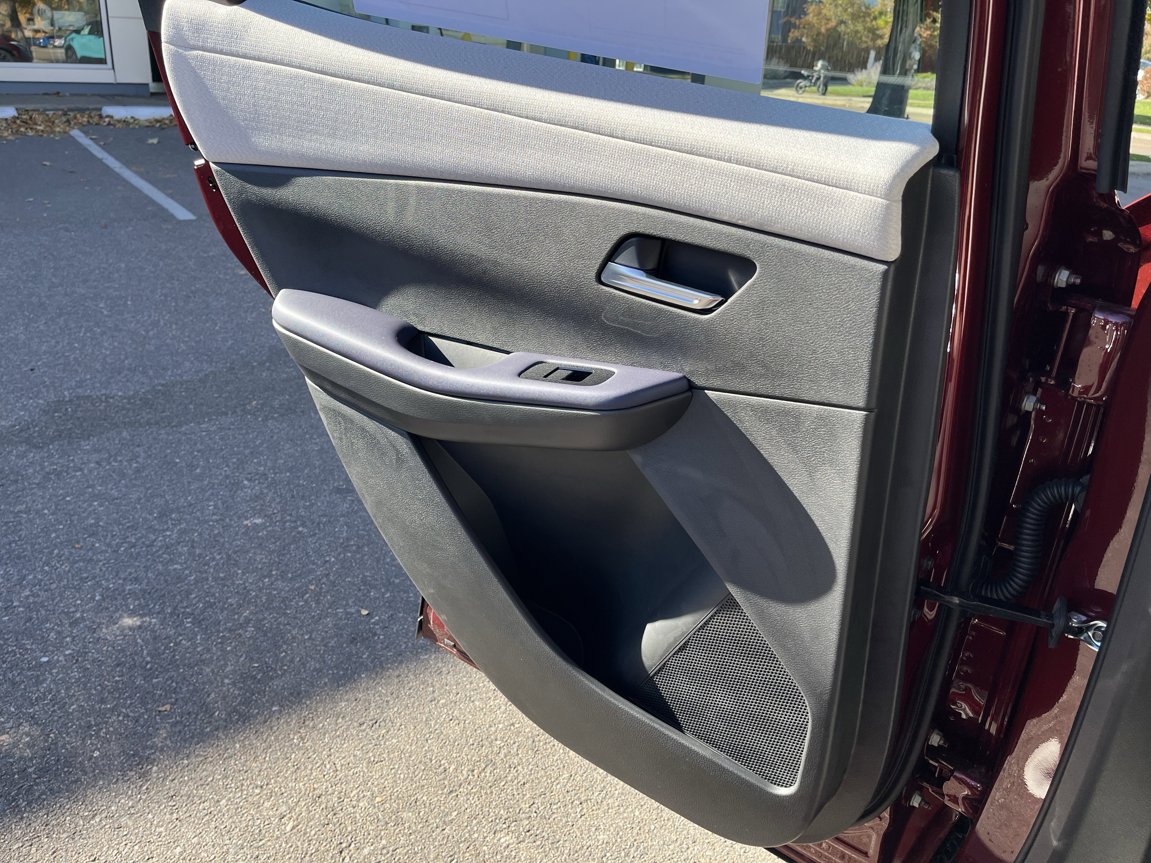 New 2026 Nissan Leaf Platinum+ image 25