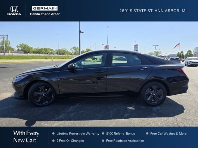 Used 2022 Hyundai Elantra SEL FWD image 12