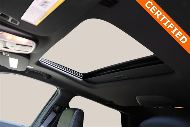Used 2024 Dodge Durango GT image 11