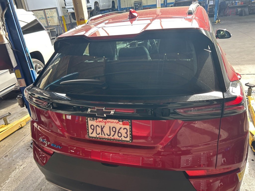 Used 2022 Chevrolet Bolt EUV LT w/ Convenience Package image 5