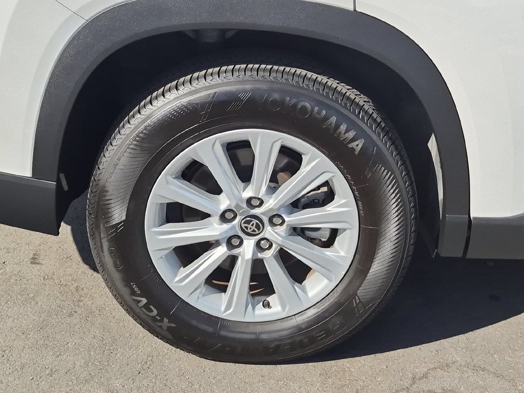 Used 2024 Toyota Grand Highlander AWD image 29
