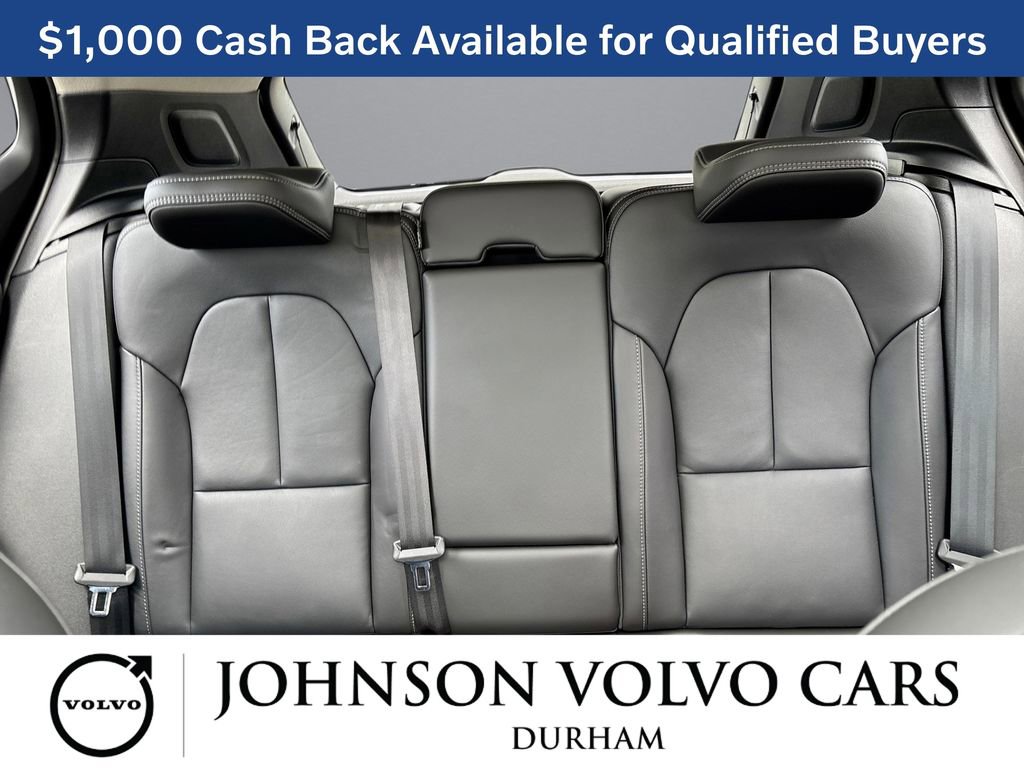 New 2026 Volvo XC40 B4 Core w/ Climate Package FWD image 24
