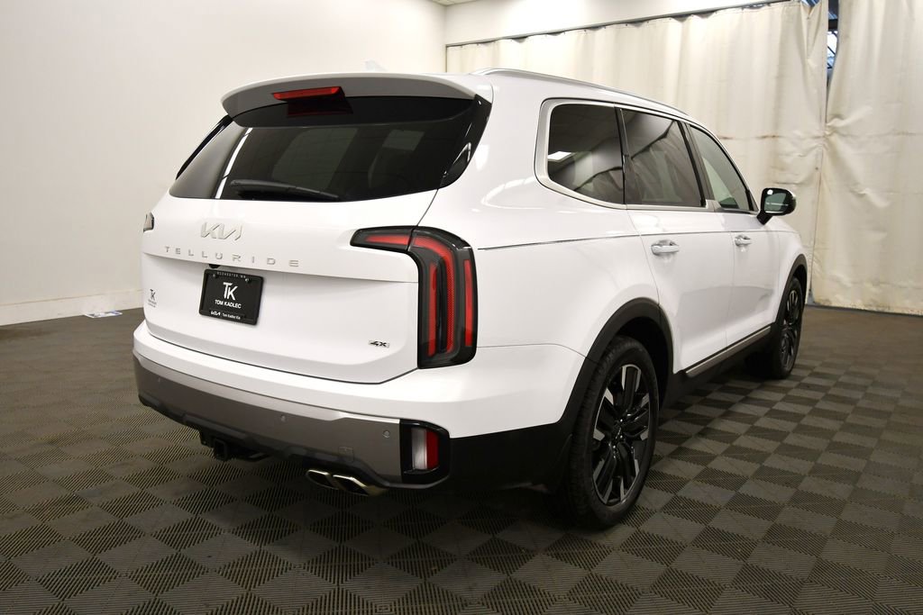 Used 2025 Kia Telluride SX w/ SX Captain's Chair Package image 8