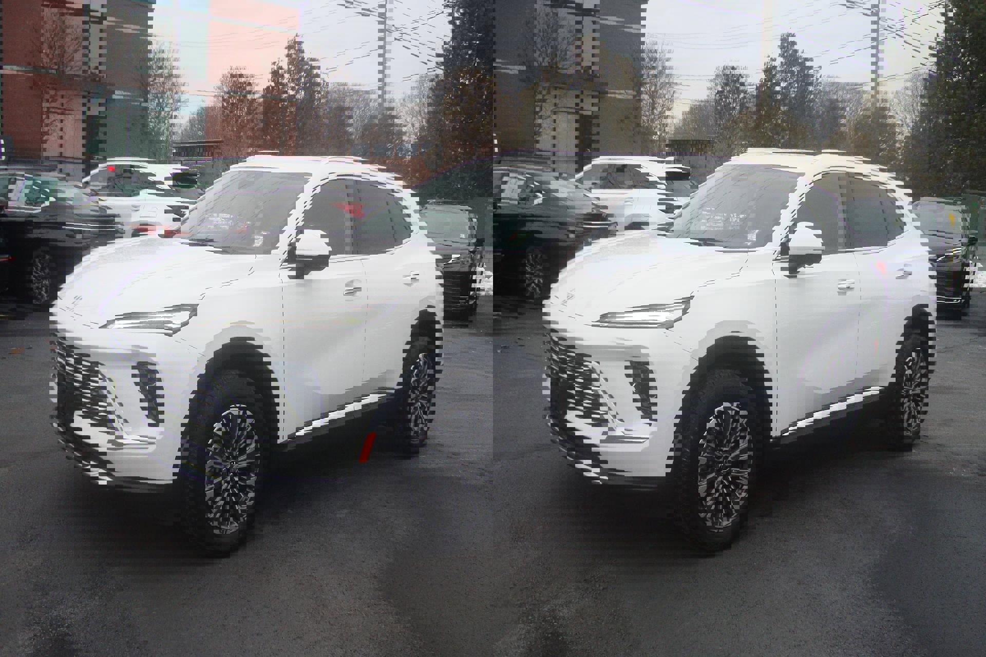 Used 2025 Buick Envision Preferred image 1