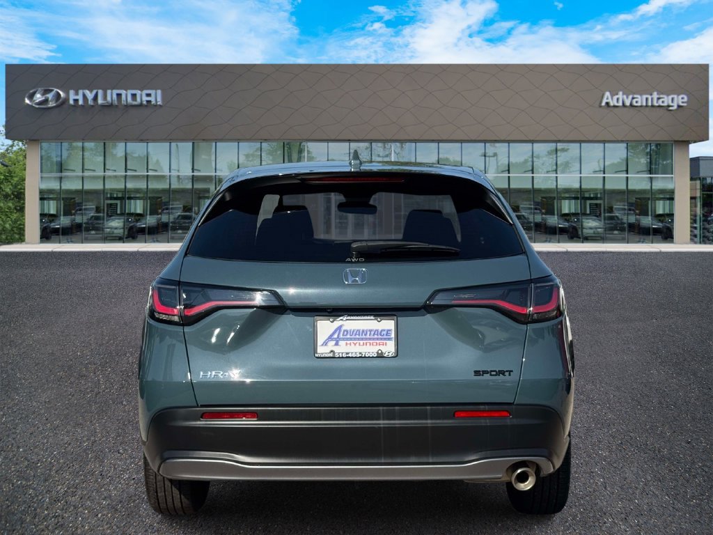 Used 2025 Honda HR-V Sport image 7
