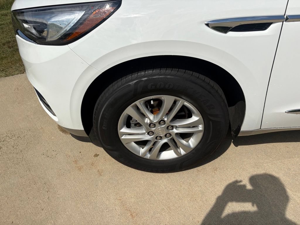 Used 2021 Buick Enclave Essence FWD image 50