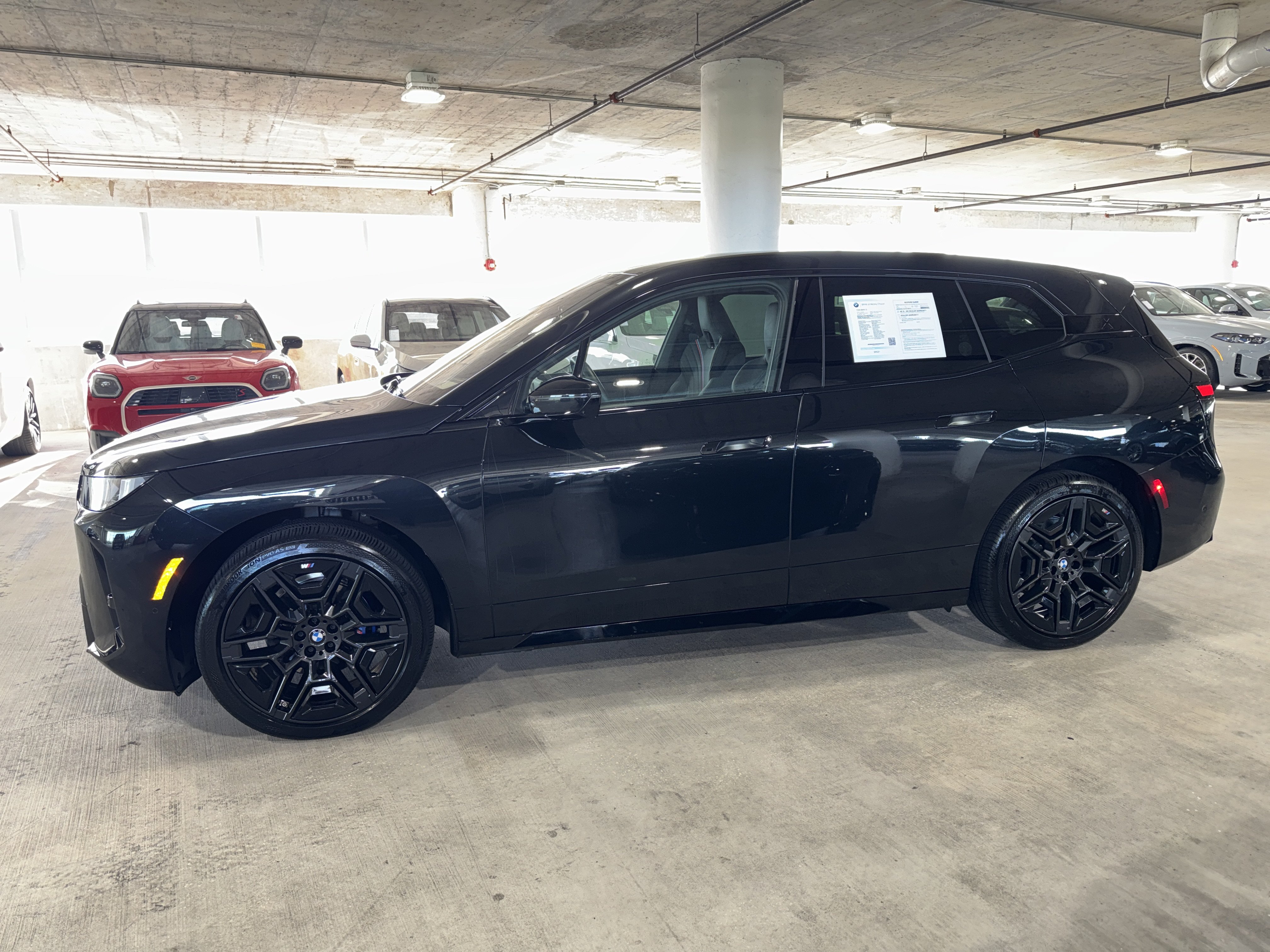 Used 2026 BMW iX xDrive60 w/ M Sport Package AWD/4WD image 9