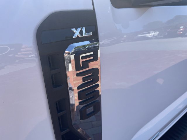 Used 2024 Ford F350 XL AWD/4WD image 28