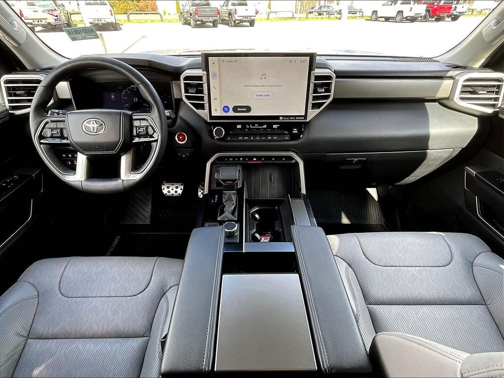 Used 2024 Toyota Sequoia SR5 AWD/4WD image 22