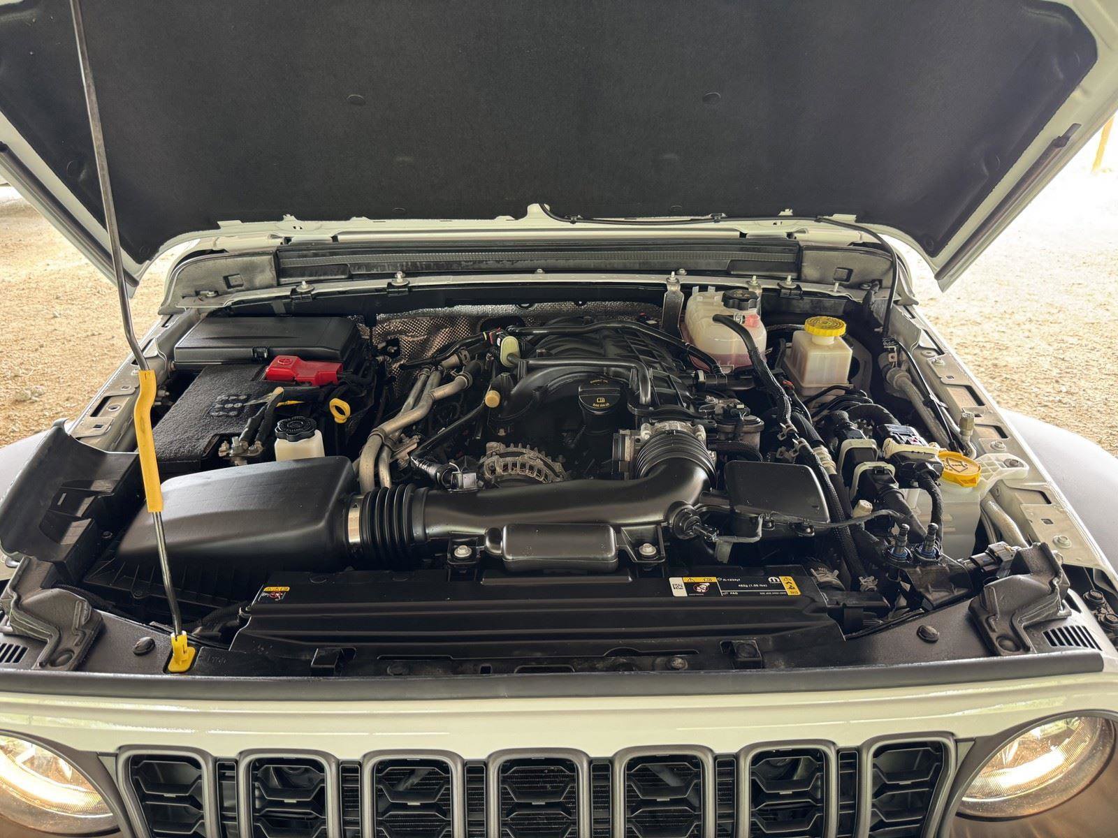 Used 2024 Jeep Gladiator Sport AWD/4WD image 37