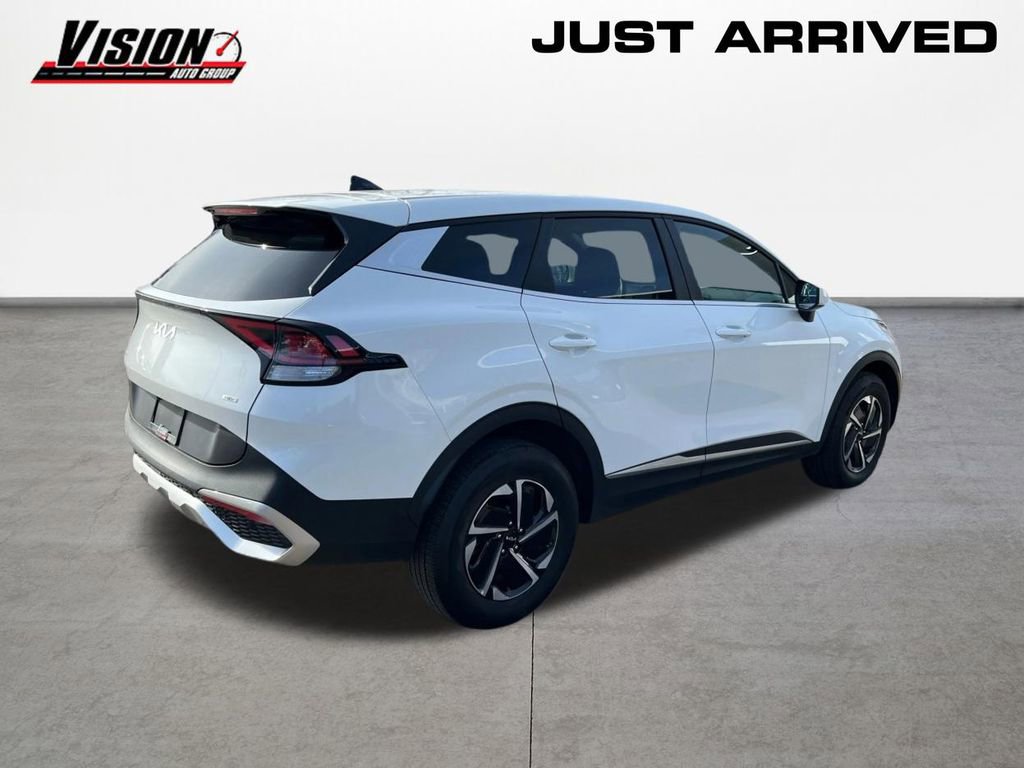 Certified 2025 Kia Sportage LX image 5