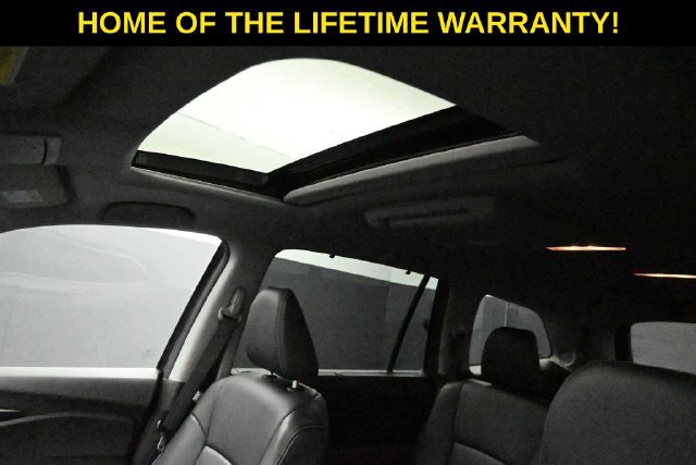 Used 2017 Honda Pilot Touring image 28
