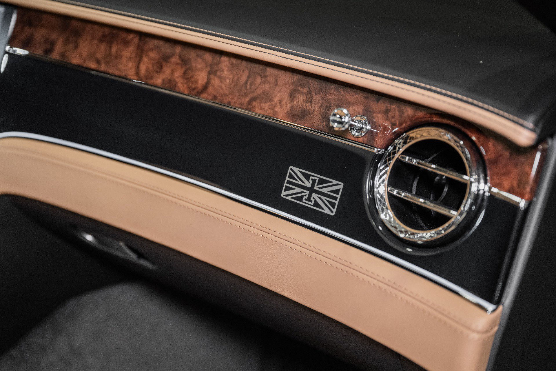 Used 2020 Bentley Continental GT w/ First Edition Specification image 48