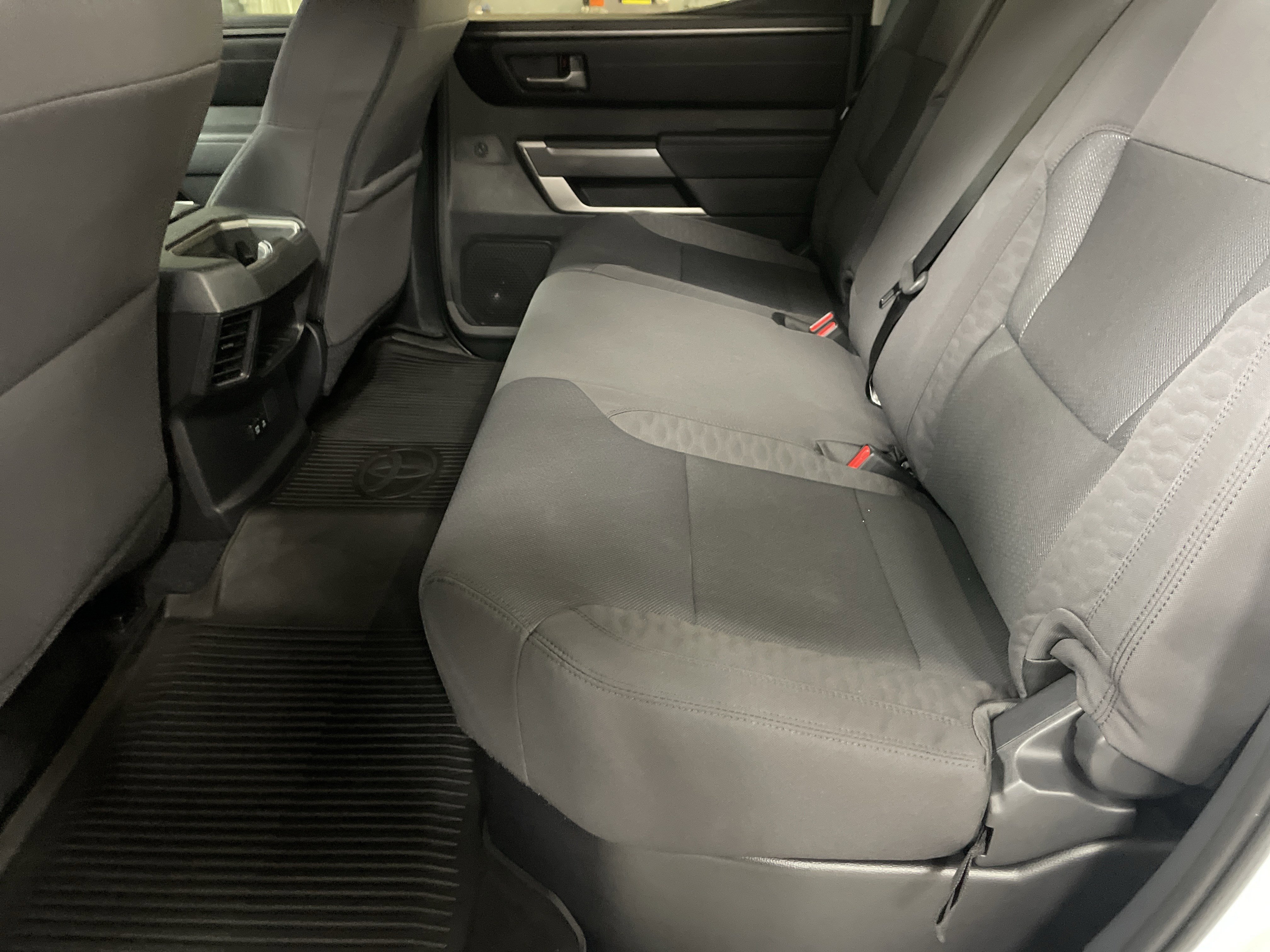 Used 2024 Toyota Tundra SR5 w/ SR5 Convenience Package RWD image 32