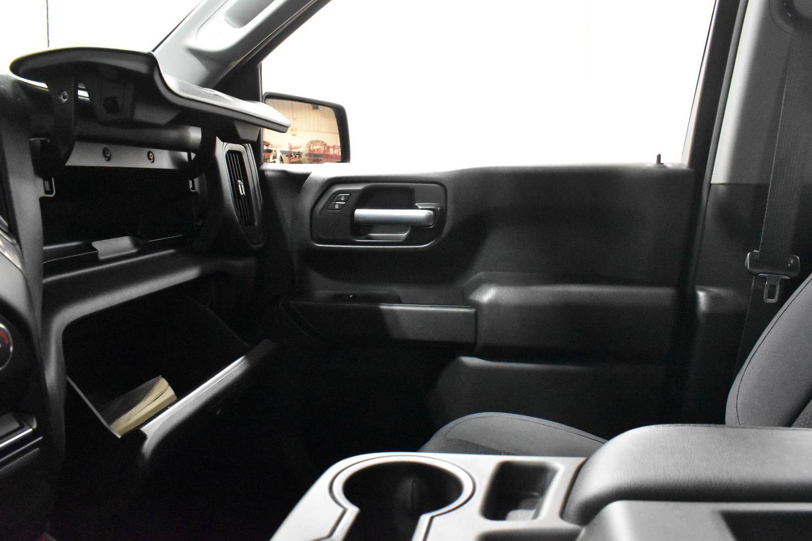 Used 2019 Chevrolet Silverado 1500 Custom Trail Boss w/ Custom Convenience Package AWD/4WD image 20