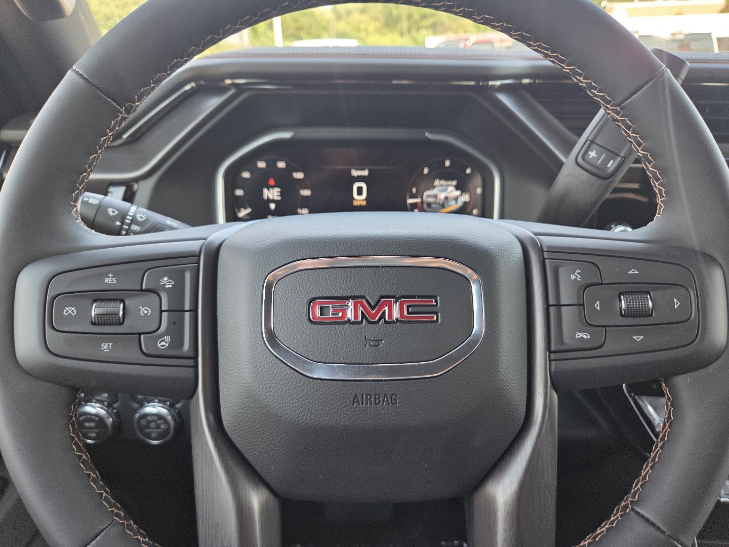 New 2026 GMC Sierra 3500 AT4 w/ Technology Package AWD/4WD image 32