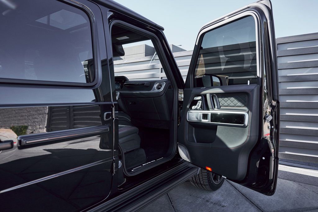 Used 2025 Mercedes-Benz G 63 AMG 4MATIC image 24