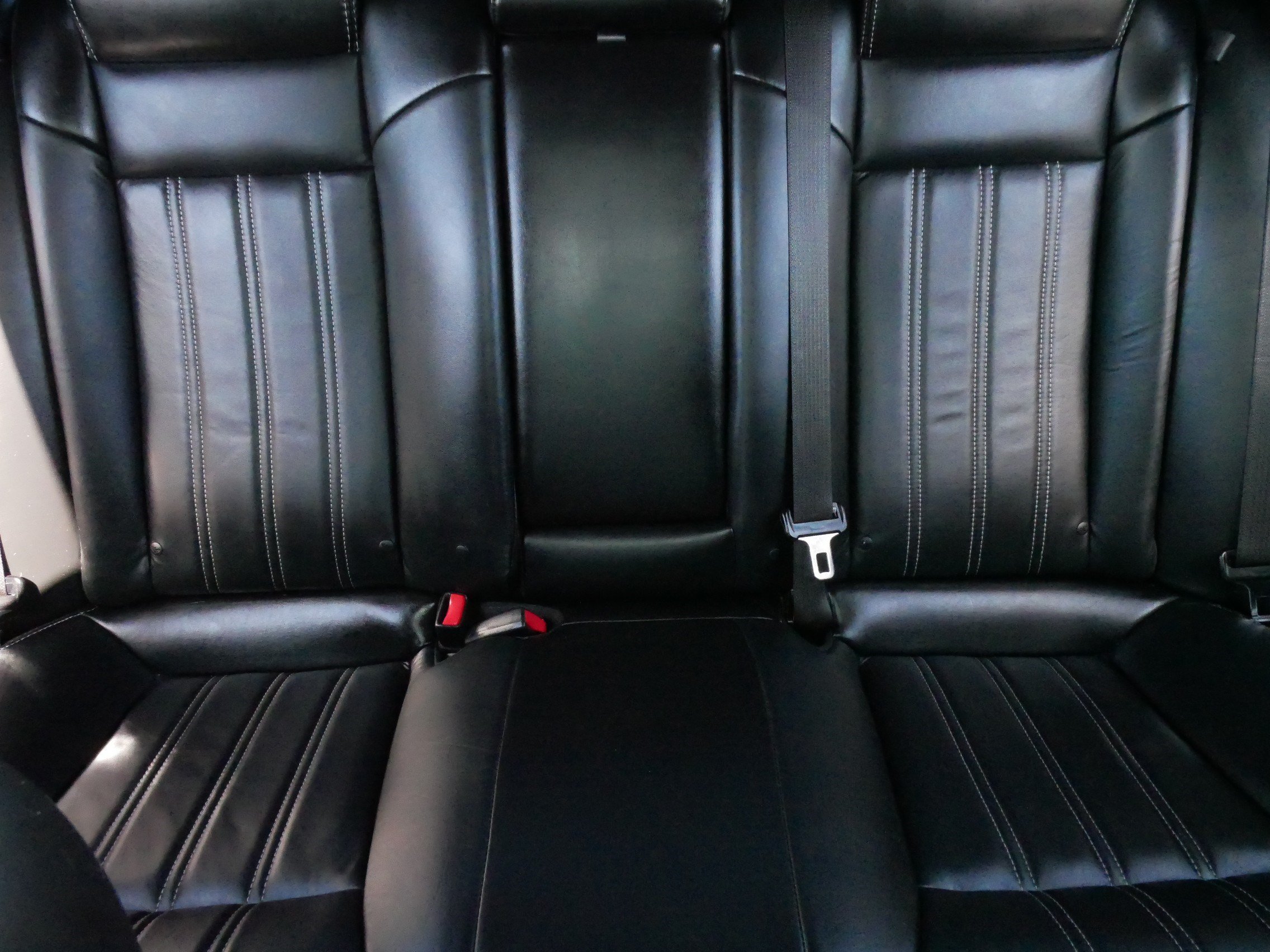 Used 2017 Chrysler 300 S AWD/4WD image 13