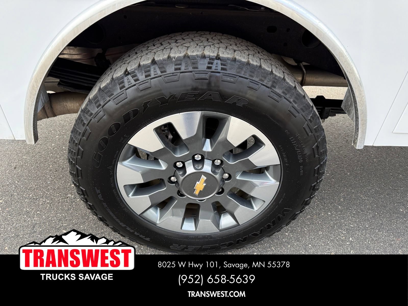 Used 2025 Chevrolet Silverado 2500 Custom w/ Custom Value Package AWD/4WD image 21