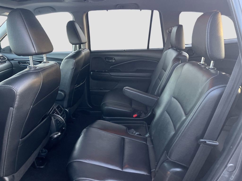 Used 2022 Honda Pilot Touring image 26