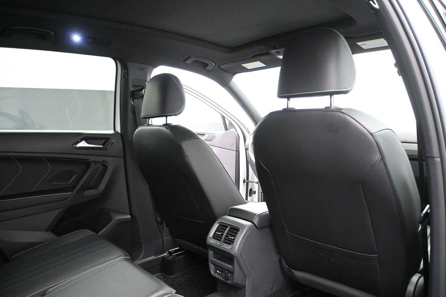Certified 2024 Volkswagen Tiguan SE R-Line AWD/4WD image 20