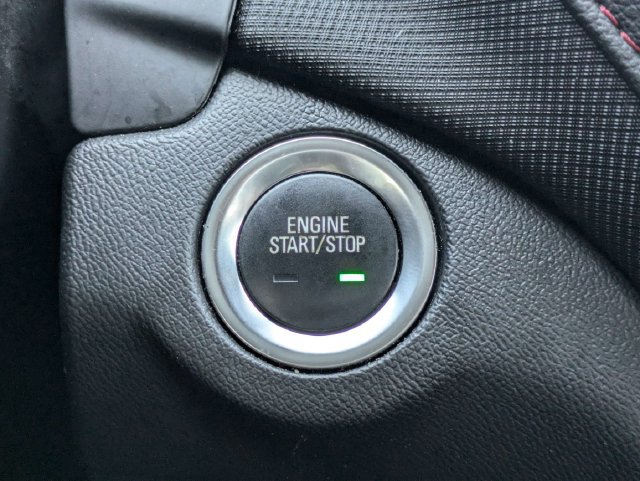 Used 2023 Chevrolet Equinox RS w/ RS Leather Package FWD image 31