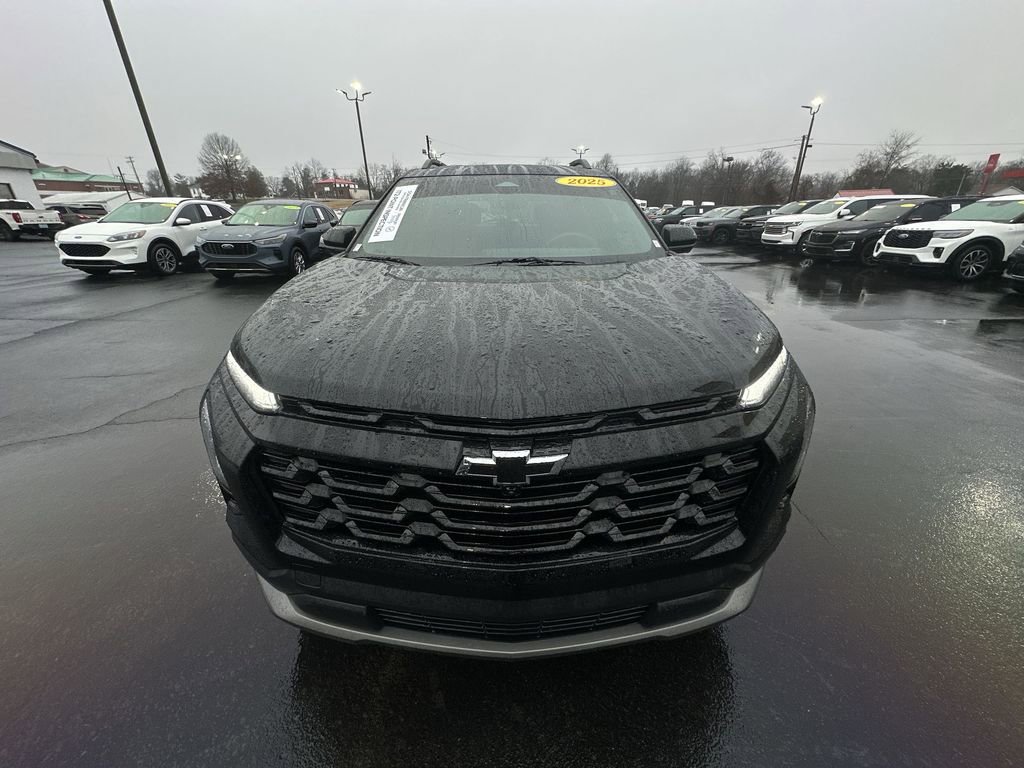 Used 2025 Chevrolet Equinox LT w/ Convenience Package II image 26