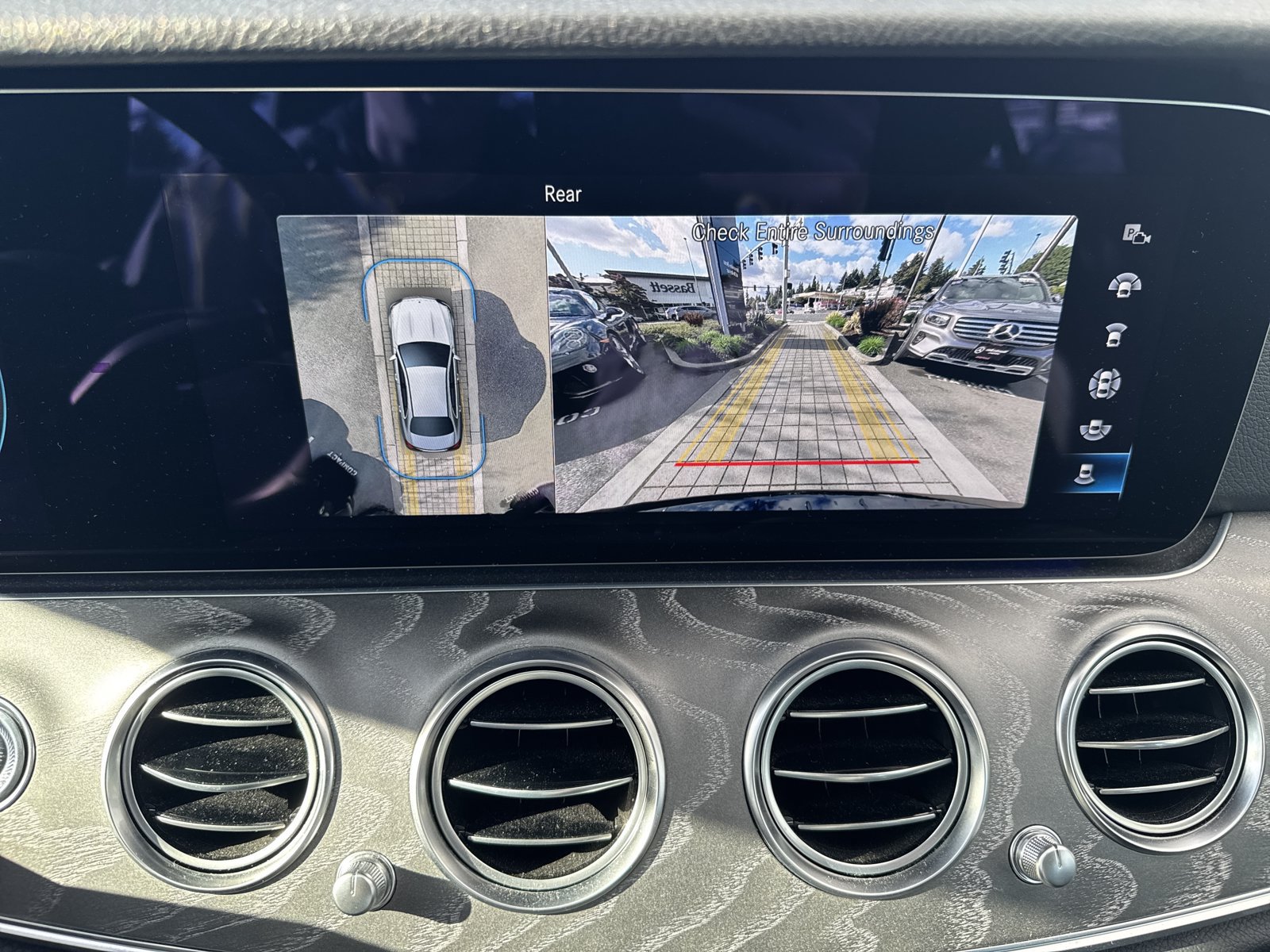 Used 2021 Mercedes-Benz E 450 4MATIC Sedan image 22
