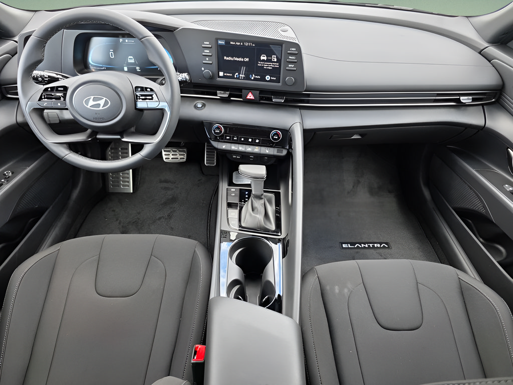 New 2026 Hyundai Elantra SEL Sport Premium FWD image 15