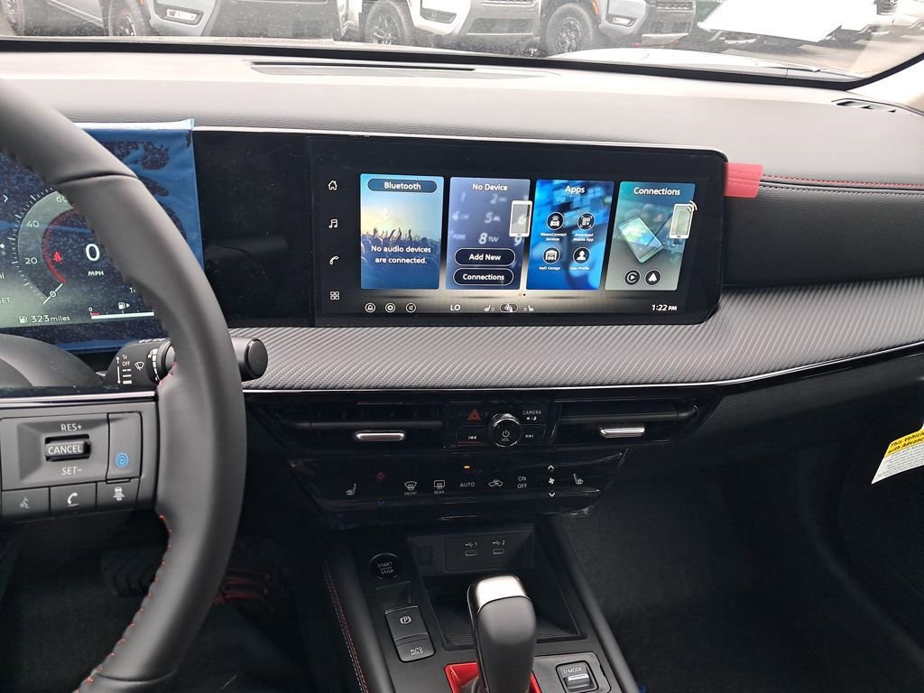 New 2026 Nissan Kicks SR w/ Cold Weather Package image 18