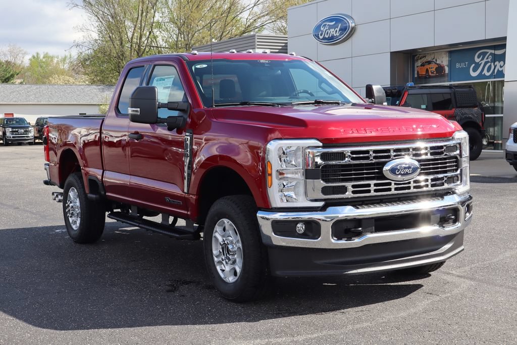 New 2026 Ford F350 XLT w/ 360-Degree Camera Package AWD/4WD image 2