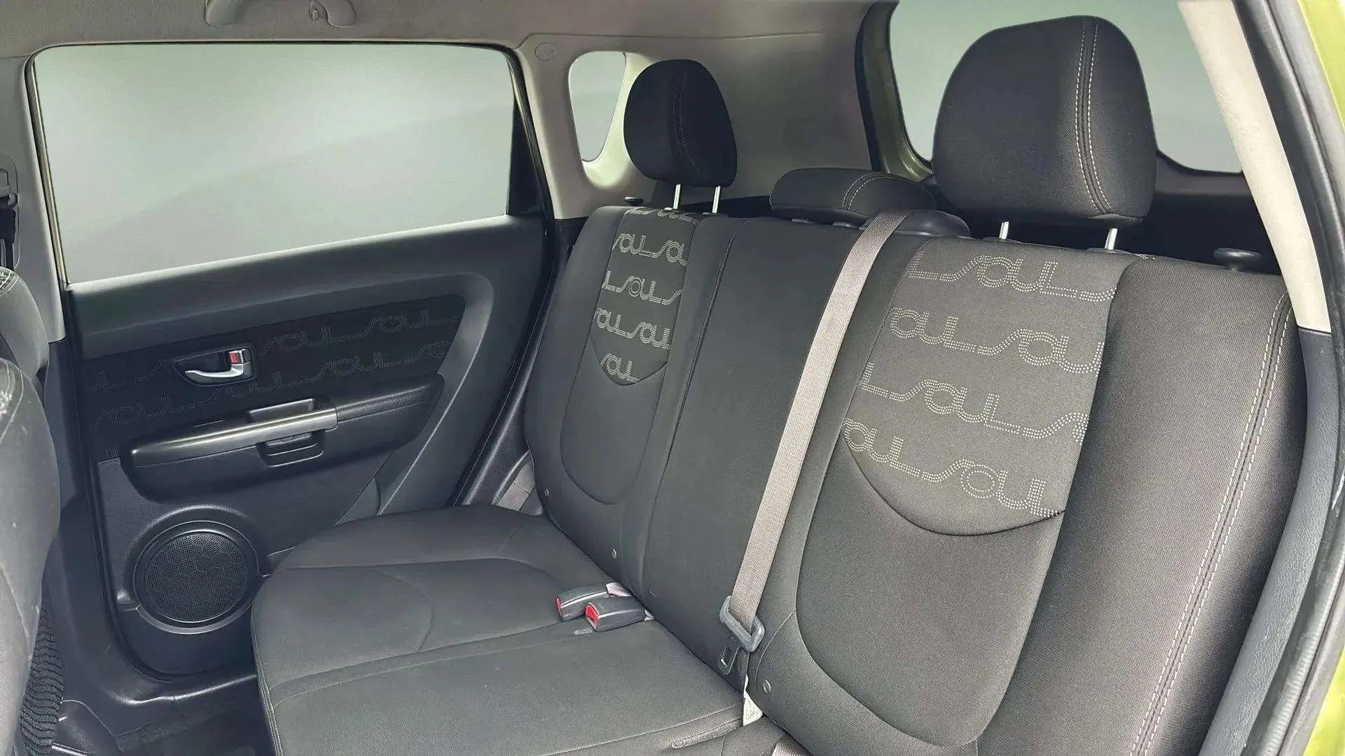 Used 2013 Kia Soul + image 17