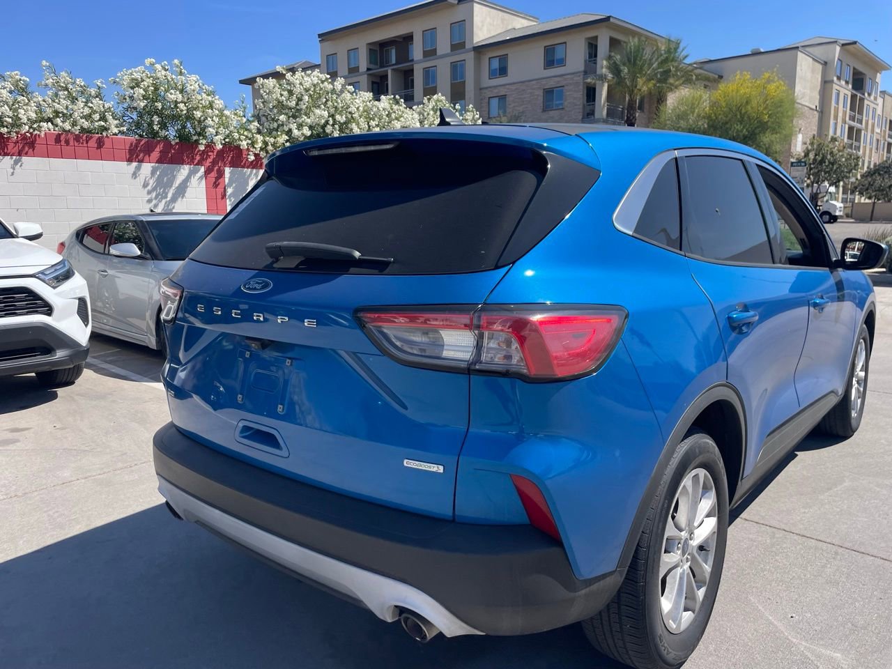 Used 2020 Ford Escape SE image 4