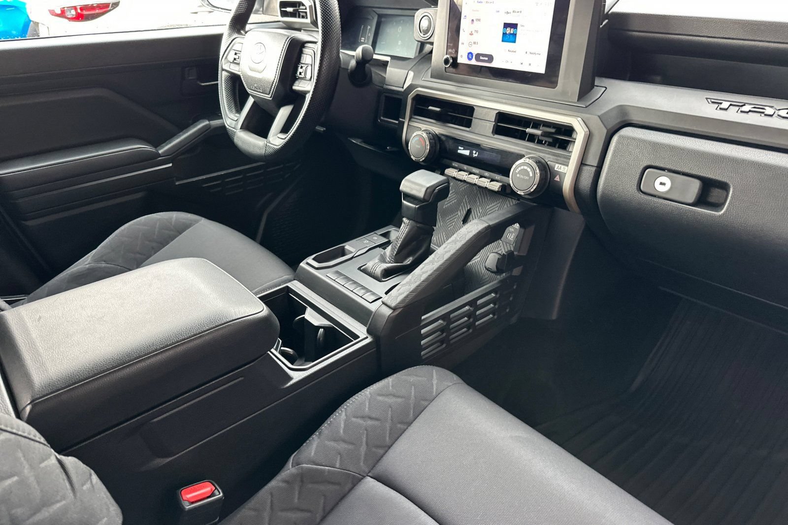 Used 2024 Toyota Tacoma SR RWD image 15