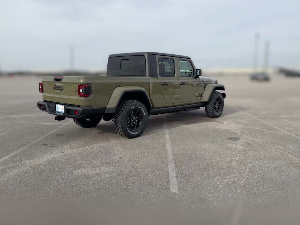 New 2026 Jeep Gladiator Willys image 12