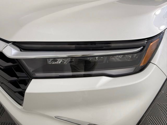 Used 2025 Honda Pilot Elite image 12