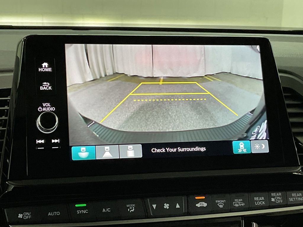Certified 2026 Honda Odyssey EX-L image 18