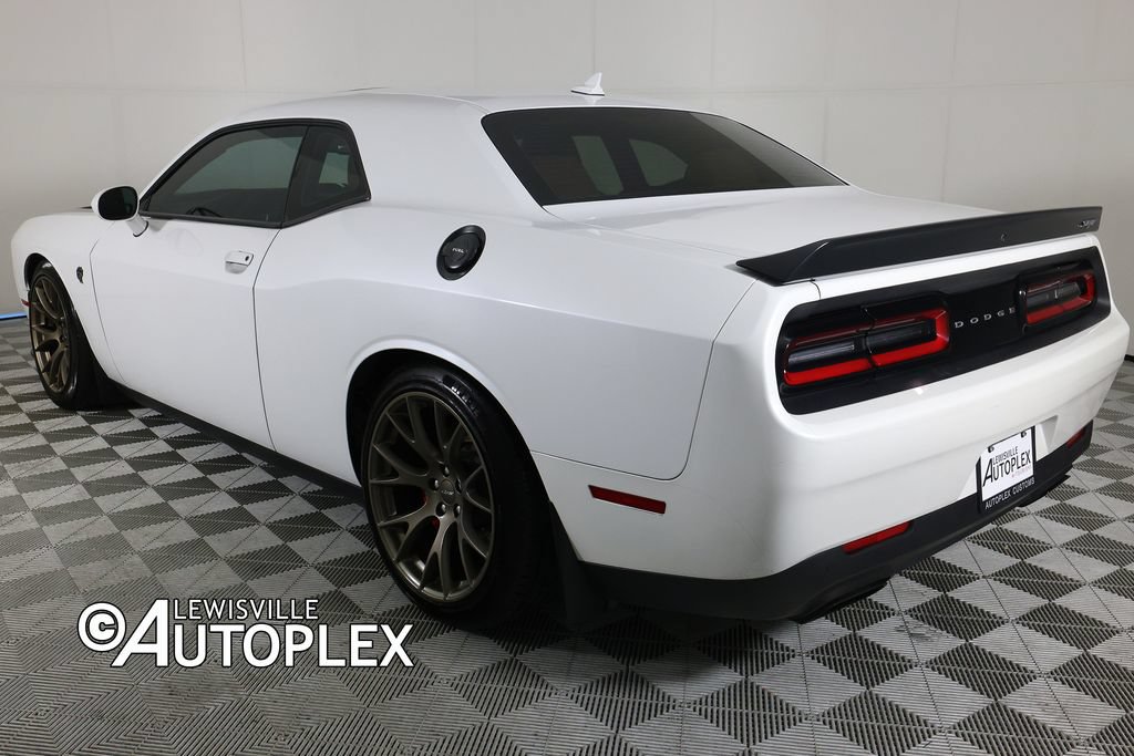 Used 2016 Dodge Challenger SRT Hellcat RWD image 7