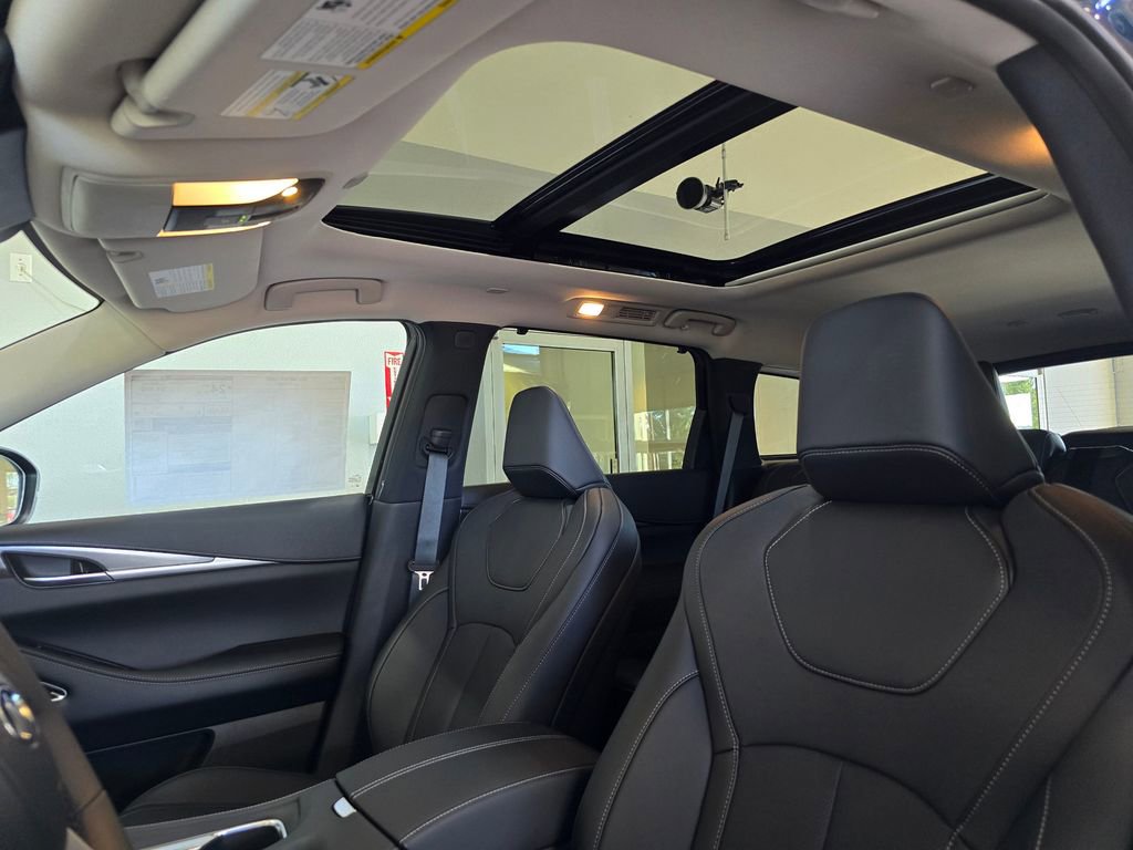 New 2026 INFINITI QX60 Luxe w/ Cargo Package image 22