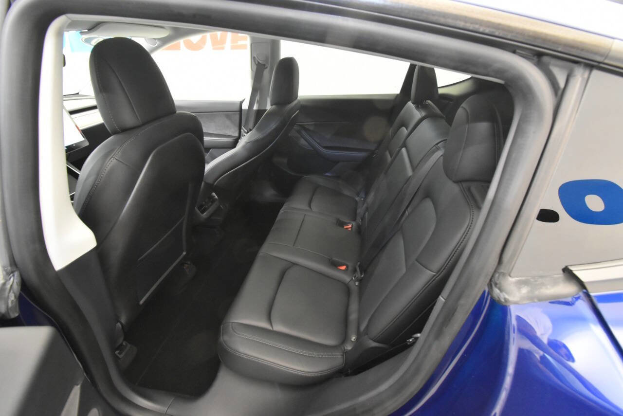 Used 2020 Tesla Model Y Performance AWD/4WD image 16