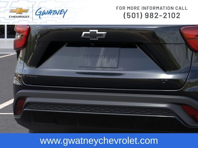 New 2026 Chevrolet Trax LT w/ Midnight Edition FWD image 14