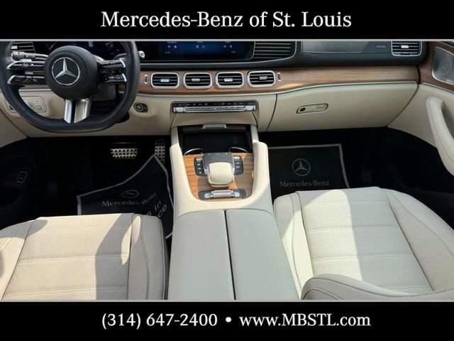 Used 2024 Mercedes-Benz GLS 450 4MATIC image 14