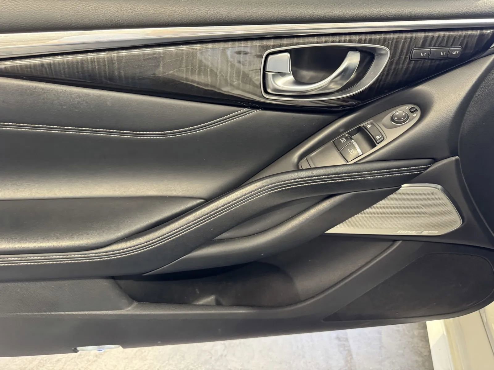 Used 2020 INFINITI Q60 3.0t Luxe w/ Edition 30 Package RWD image 11
