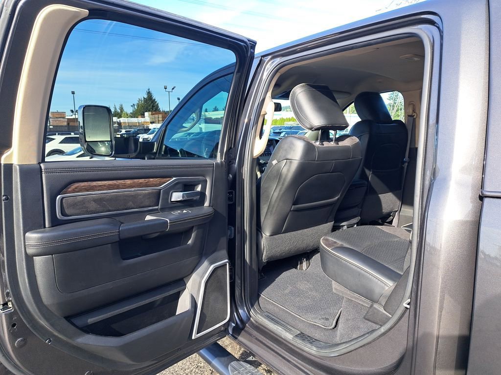 Used 2020 RAM 3500 Laramie image 13