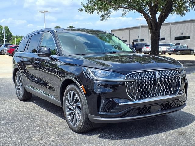 New 2026 Lincoln Aviator 2WD image 4