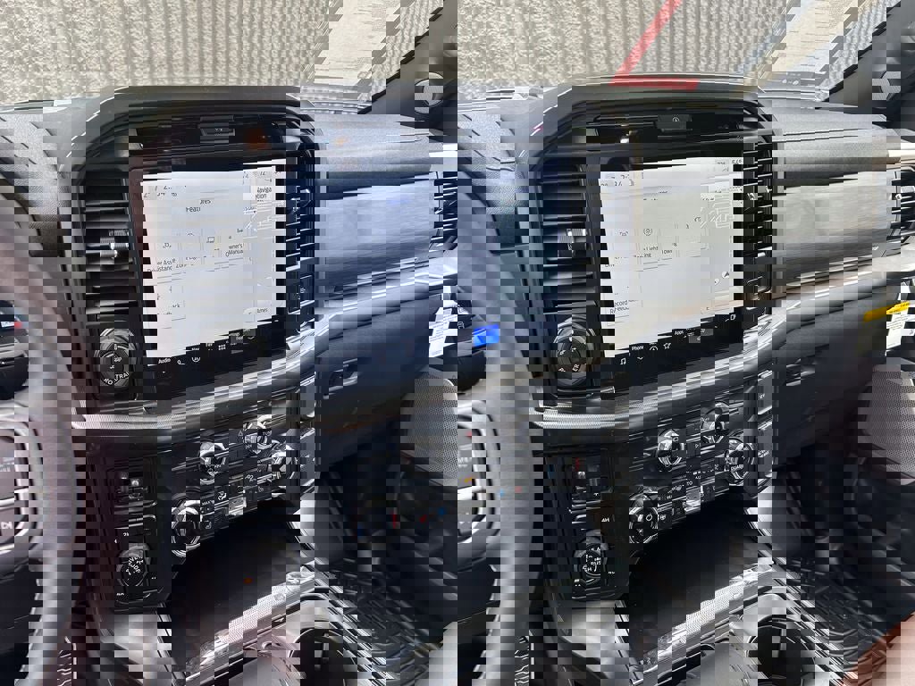 New 2026 Ford F150 Lariat w/ Equipment Group 502A High image 24