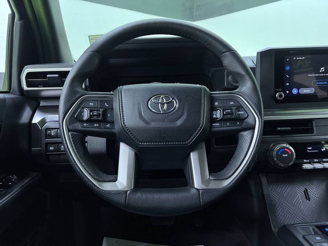 Used 2026 Toyota 4Runner SR5 AWD/4WD image 19
