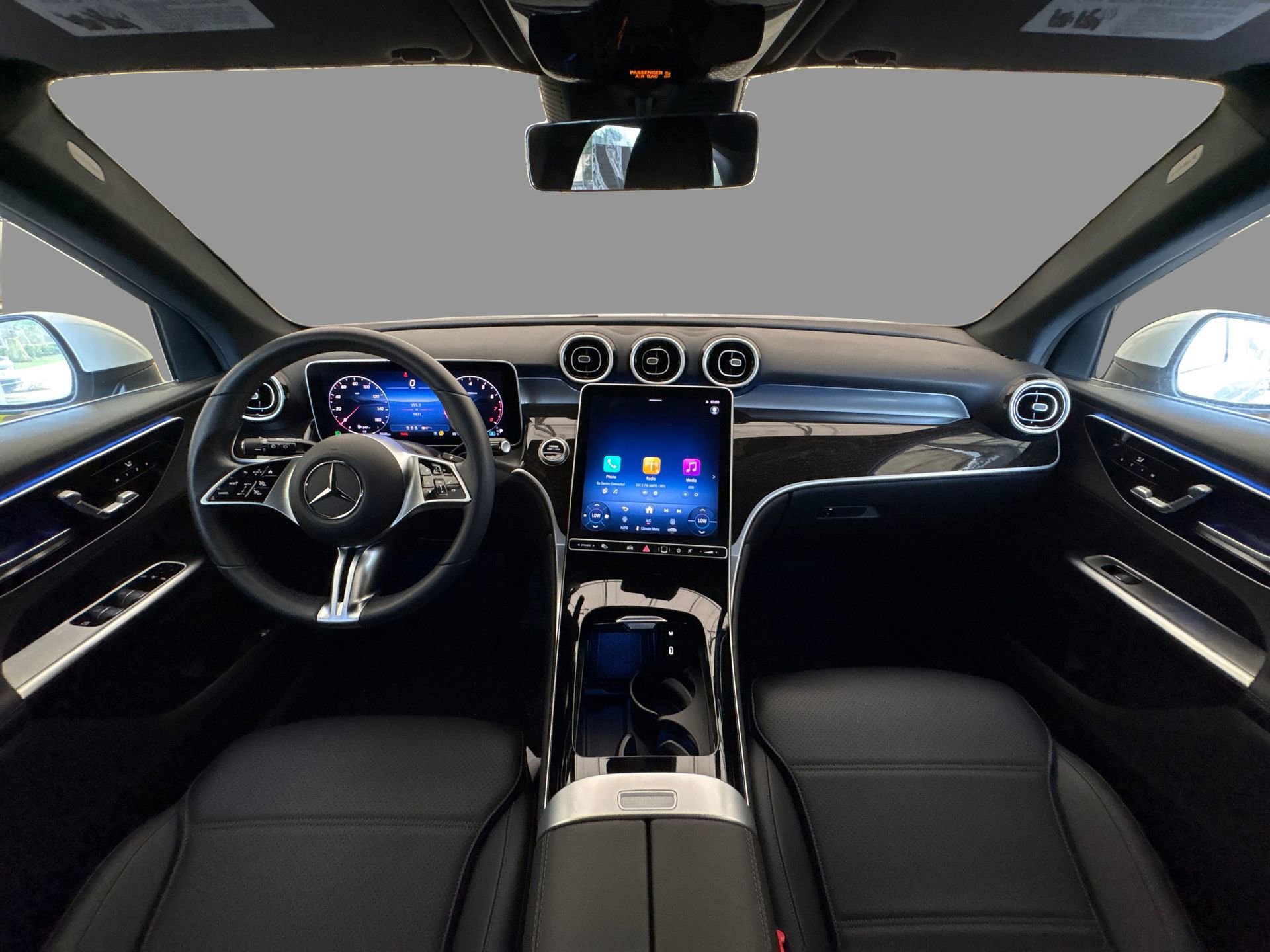 Used 2025 Mercedes-Benz GLC 300 4MATIC image 22